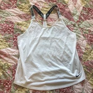 ✨Nike Workout Top✨